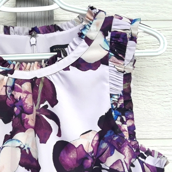 Banana Republic. Floral Dress. Size: 12 Petite. - Picture 2 of 5